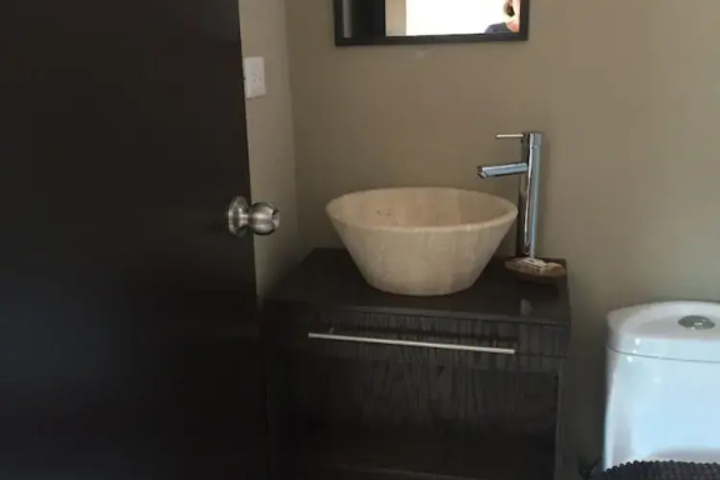 Room 8 of 19