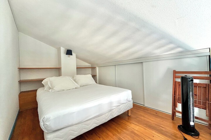 Room 21 of 56