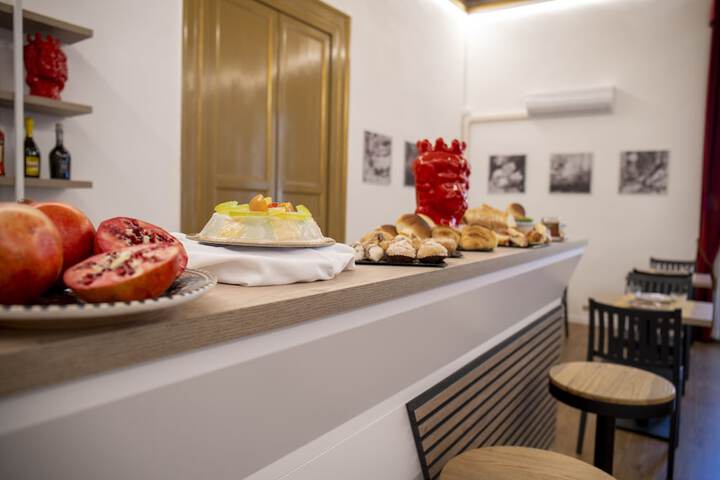 Breakfast/Coffee Service 83 of 107