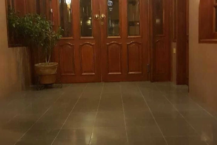 Hotel 2 of 8