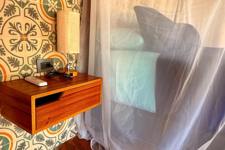 Room 17 of 70