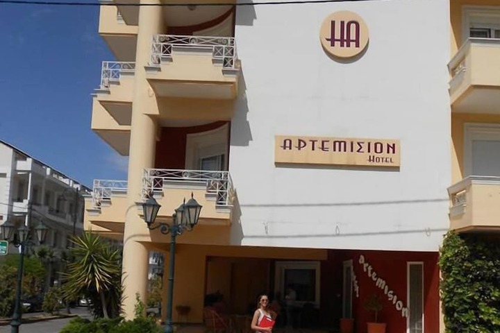 Hotel 32 of 32