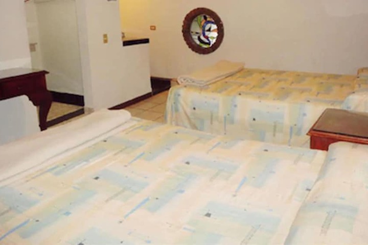 Room 7 of 21