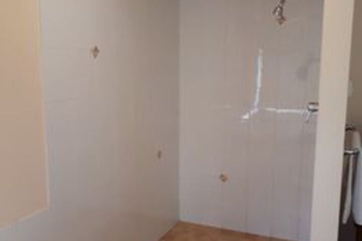Room 4 of 36