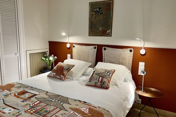 Room 13 of 49