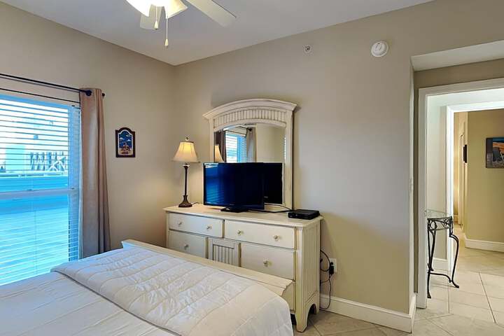Room 32 of 217