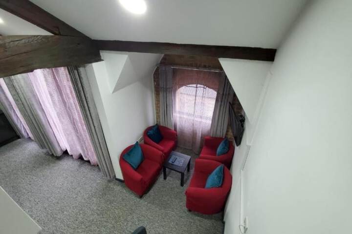 Room 49 of 70