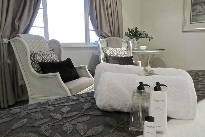 Room 6 of 31