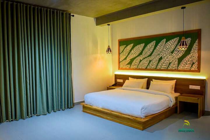 Room 5 of 35
