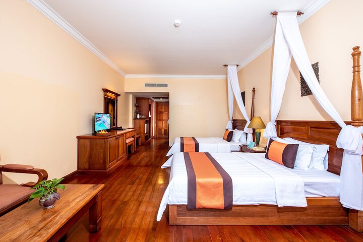 Room 40 of 96