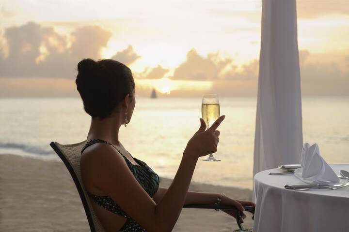 Dining 57 of 80