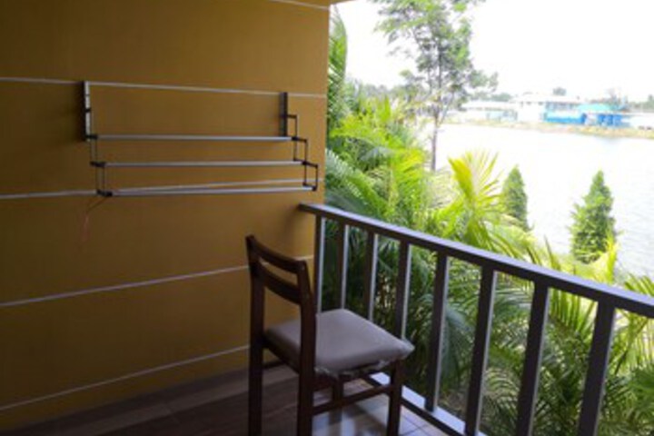 Terrace/Patio 4 of 38