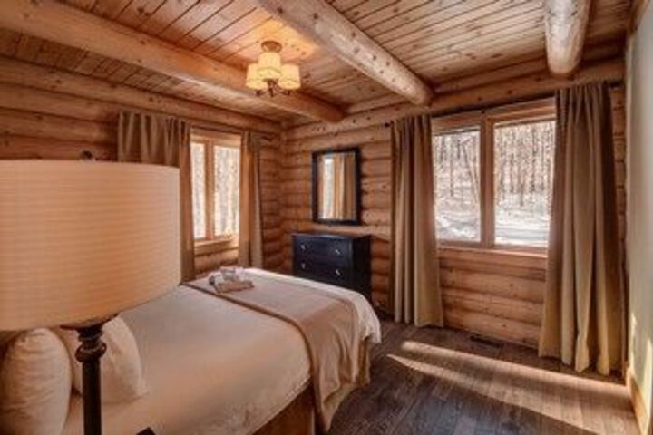 Room 7 of 27