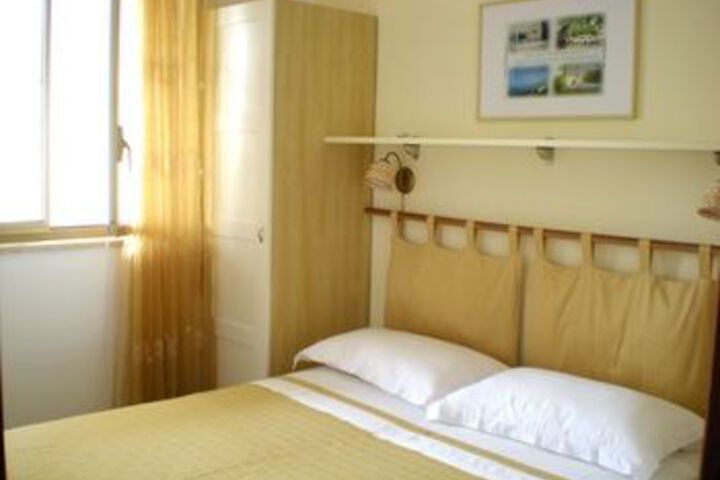 Room 37 of 70