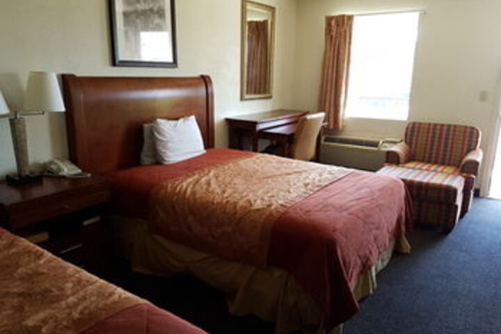 Room 20 of 29