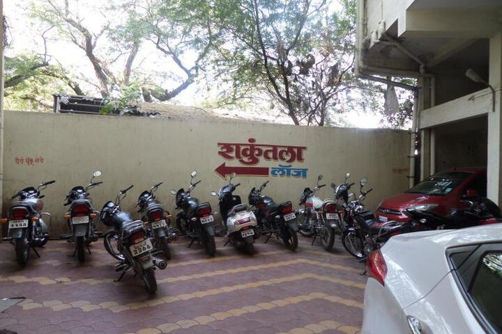 Hotel Shakuntala Lodge