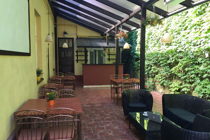 Terrace/Patio 29 of 31