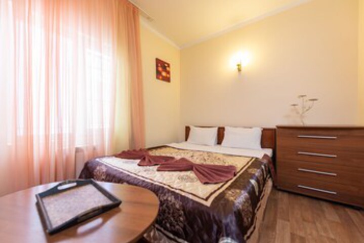 Room 34 of 47
