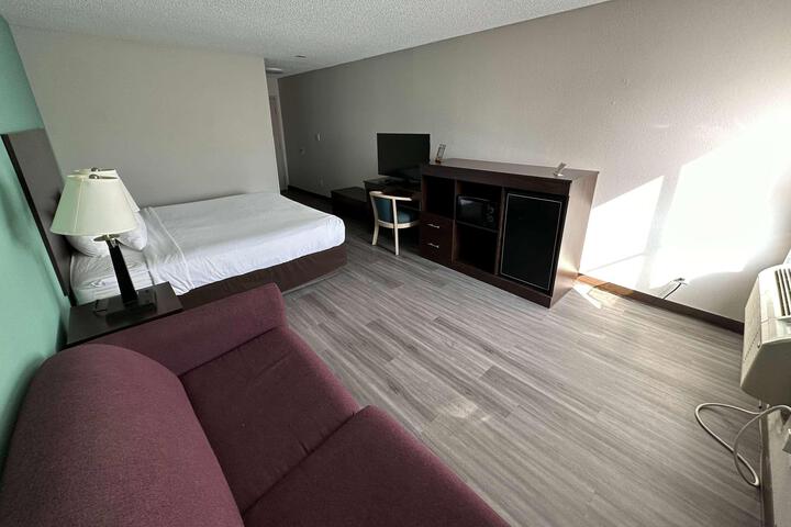 2 Queen Beds (5 of 19)