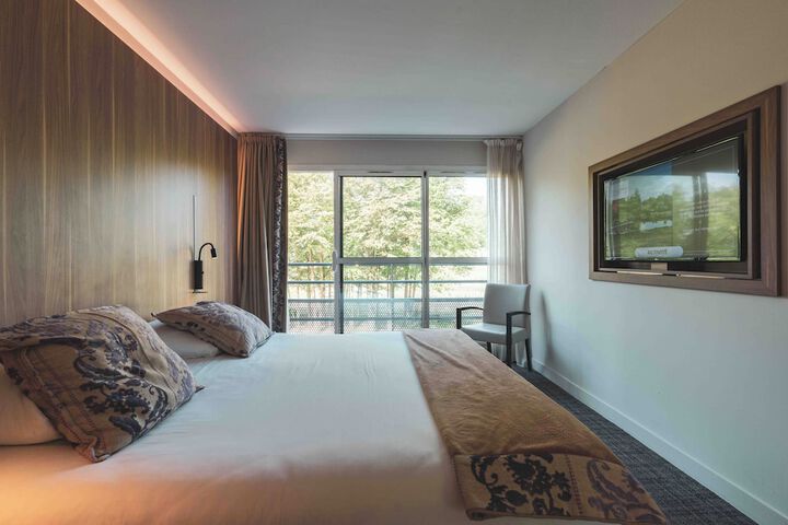 Room 5 of 26