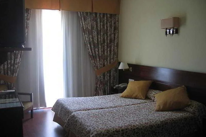 guest_rooms