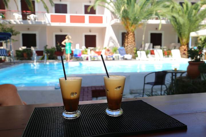 Pool 10 of 11