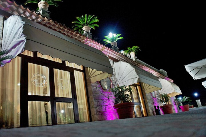 Hotel 3 of 18