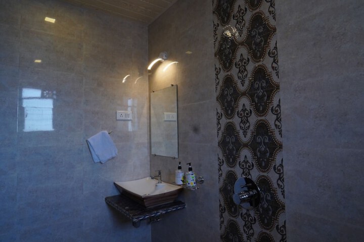 Room 37 of 55