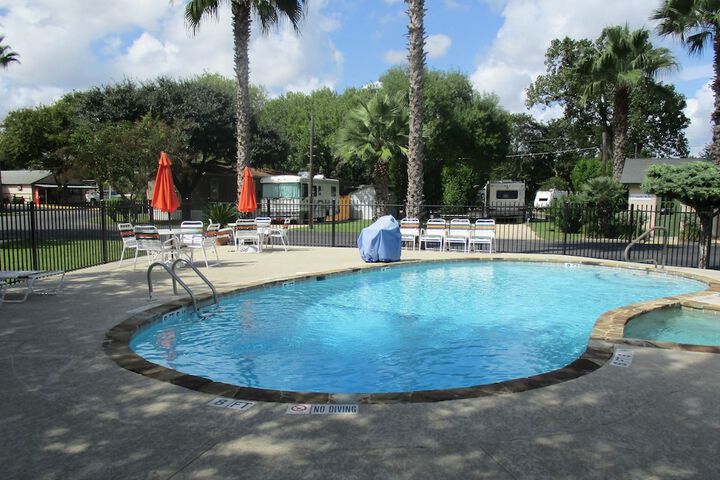 Pool image of Travelers World RV Resort