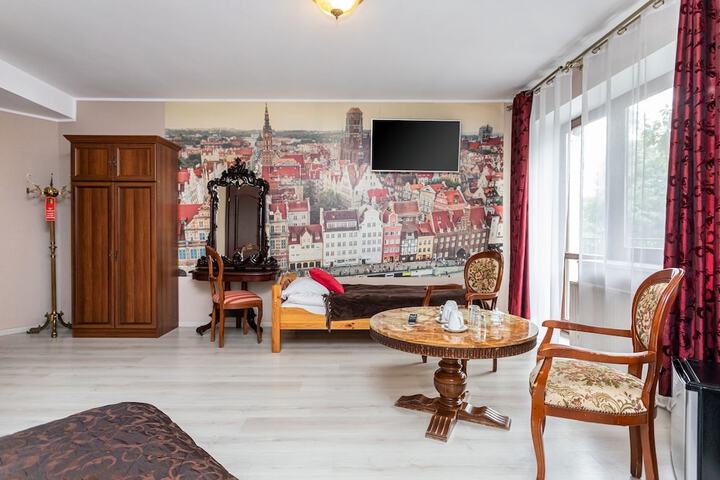 Room 58 of 168