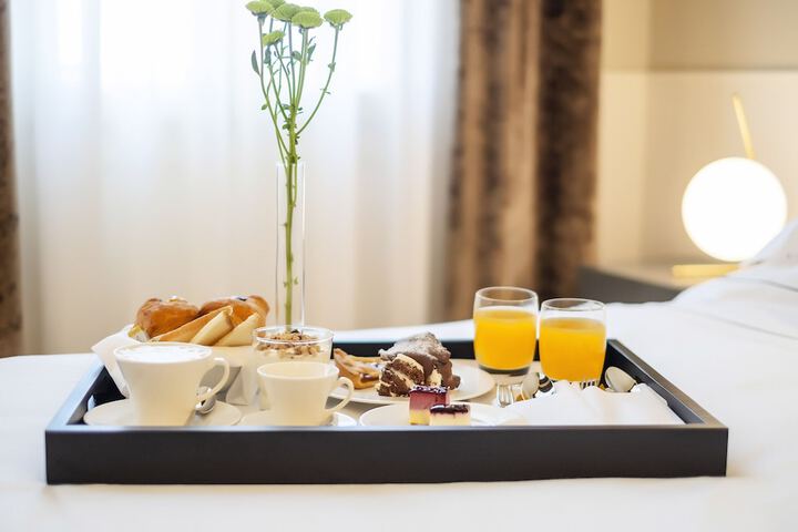 Breakfast/Coffee Service 45 of 62