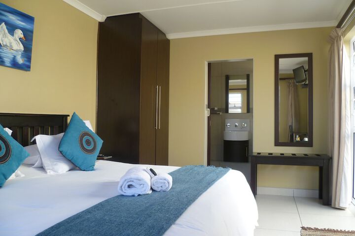 Room 8 of 61
