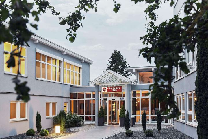 Scotty + Emily Hotel Ulm Sure Hotel Collection by BW in Ulm