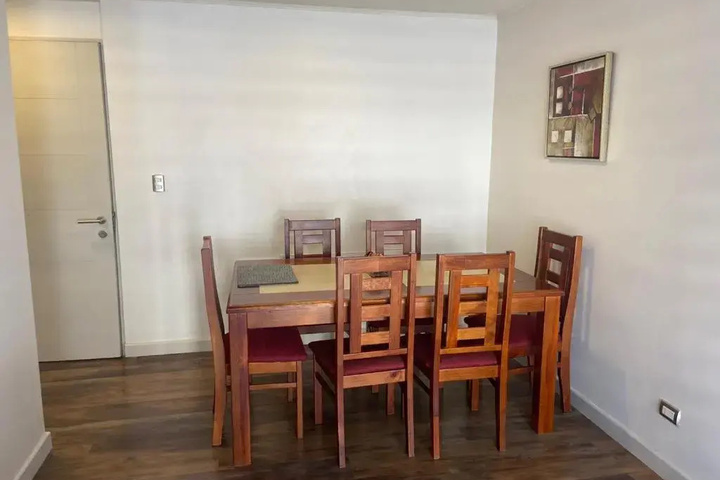 Room 4 of 11