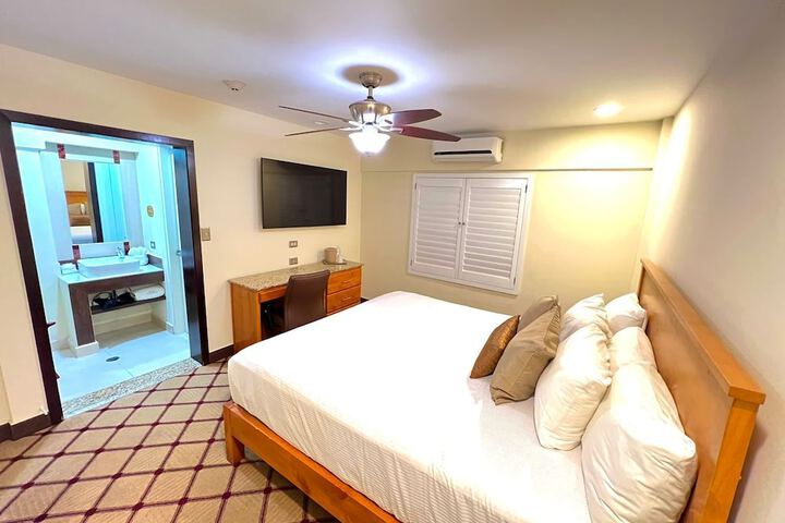 Room 4 of 22