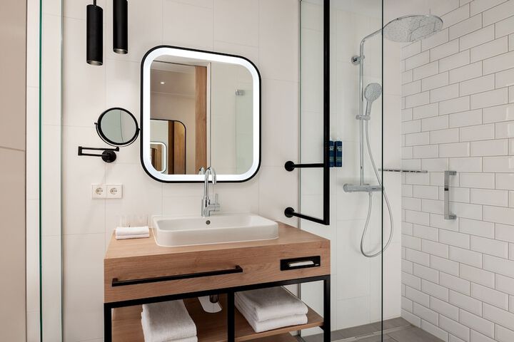 Clean Restrooms