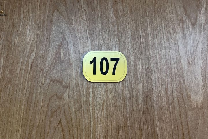 Room 26 of 80