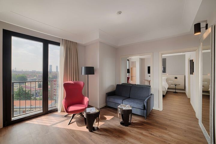 Room 15 of 131