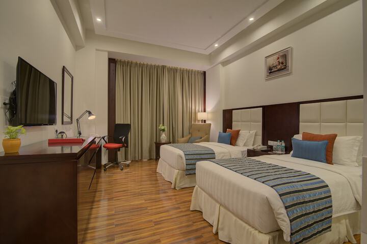 Room 5 of 41