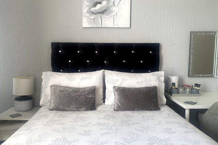 Room 32 of 69