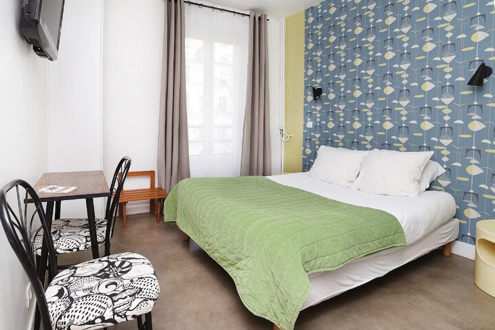 Room 10 of 71