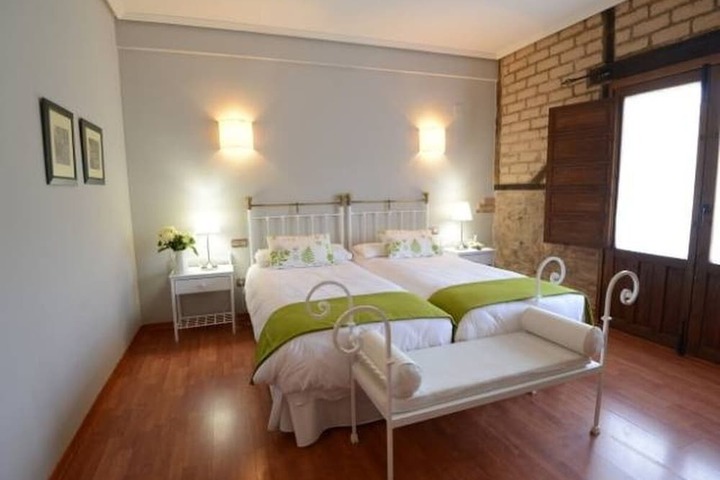 Room 5 of 30