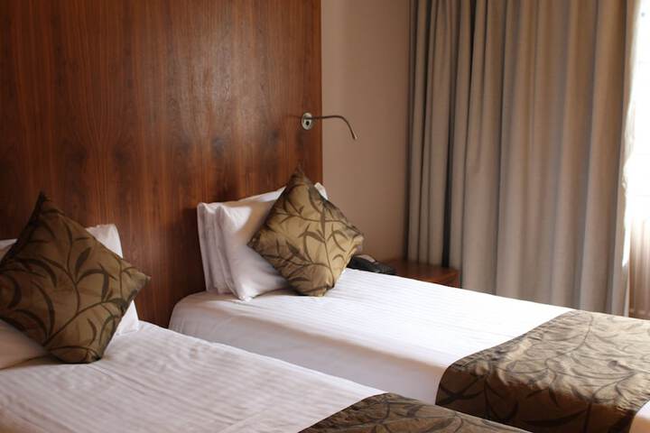 Room 7 of 54