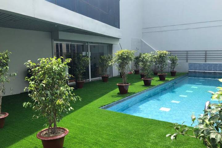 Pool 133 of 258