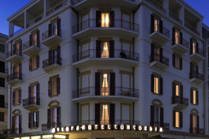Front of property - evening/night