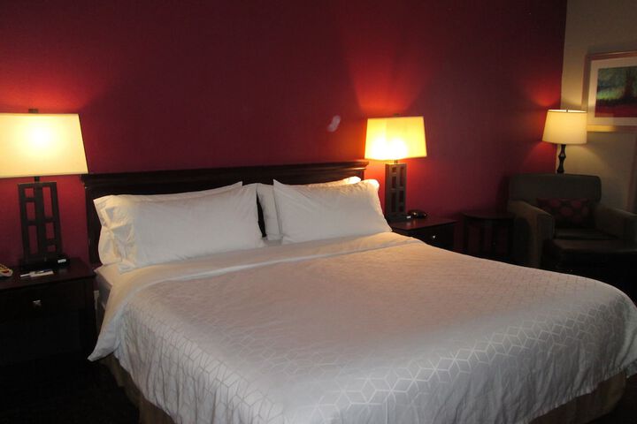 Room 17 of 81