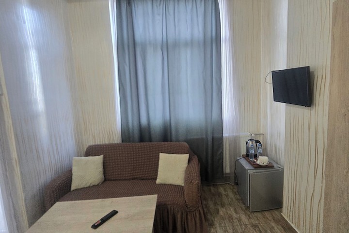 Room 38 of 59