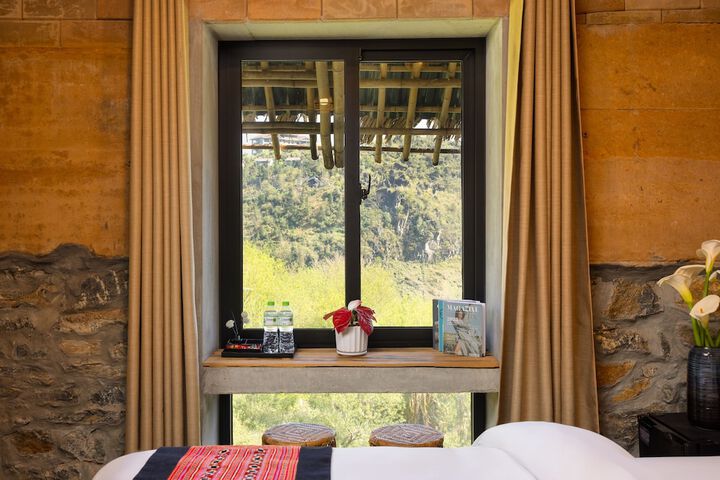 Room 28 of 75