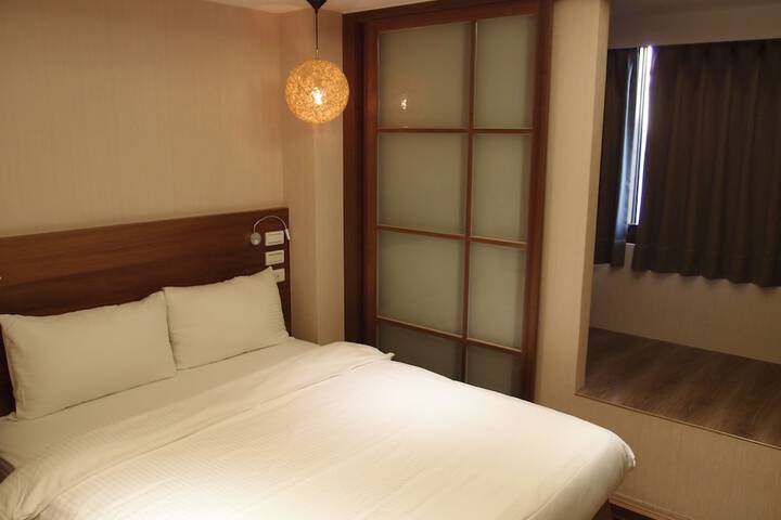 Room 31 of 52
