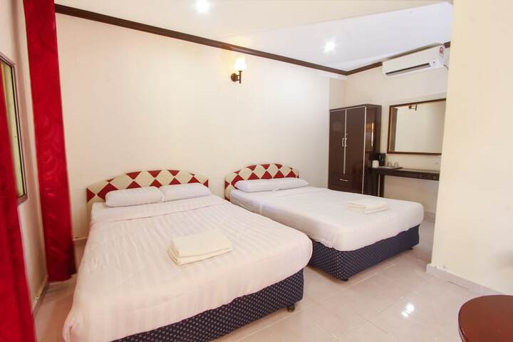 Room 6 of 30